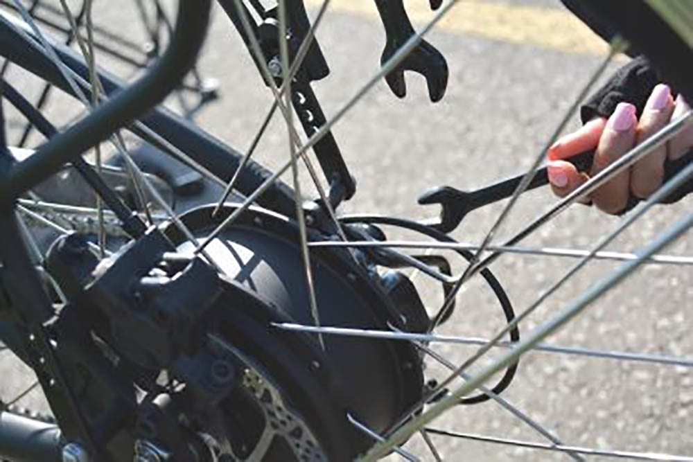 修理电动自行车